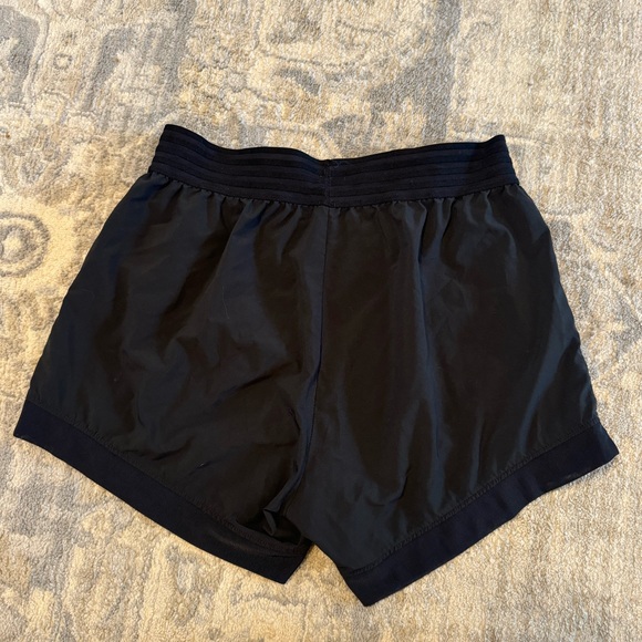 Nike mesh short - Picture 2 of 7